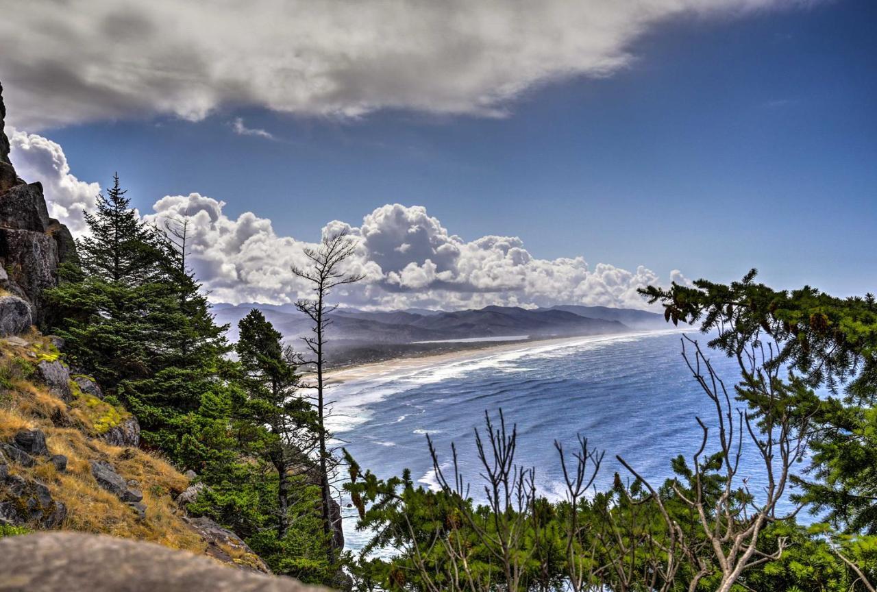 Oceanfront Escape With Pacific Views Surf And Explore Arch Cape Exterior photo
